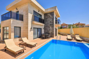 Charming Villa with Private Pool in Kas, Kas